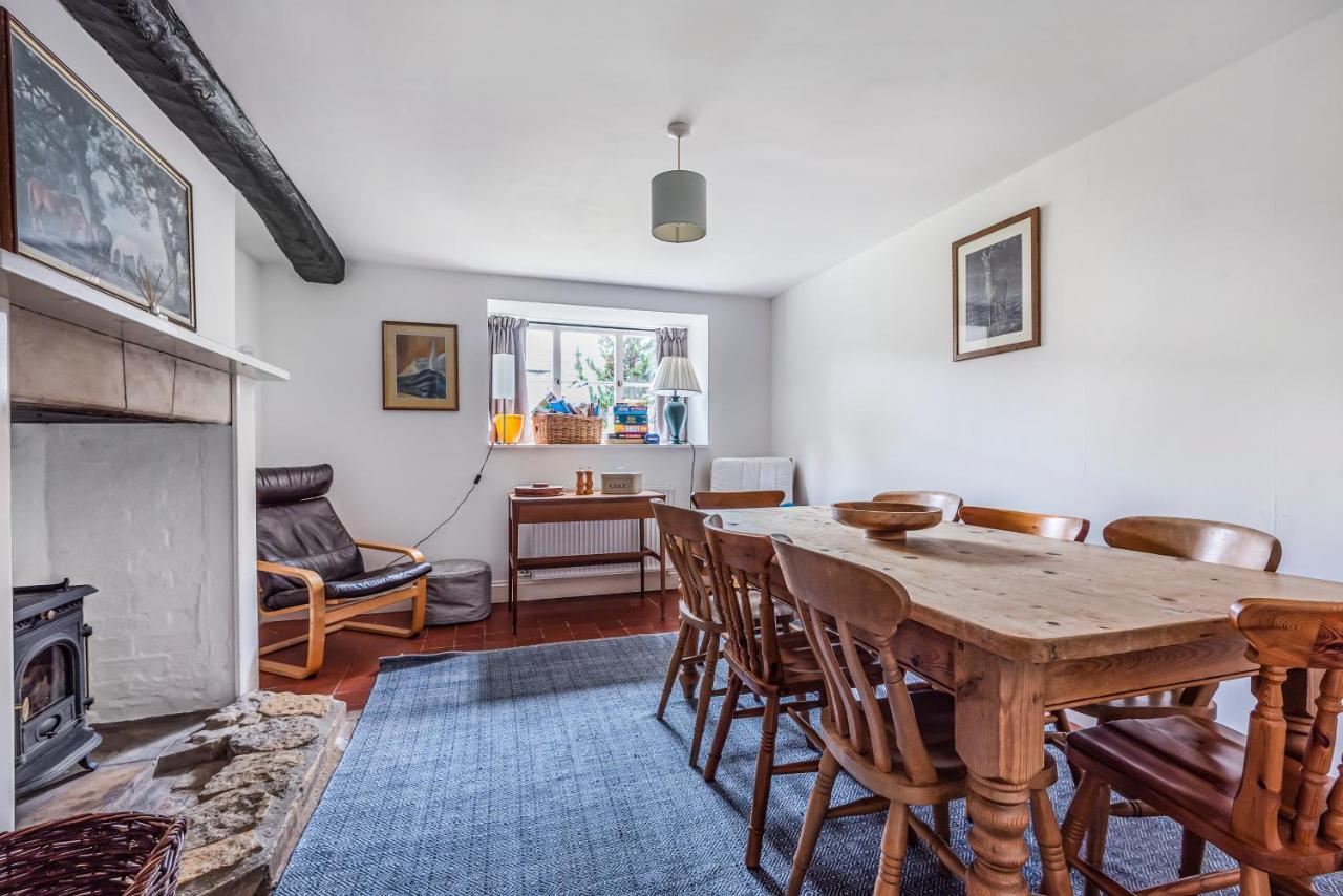 Church Farm Cottage เชลเทนแฮม ภายนอก รูปภาพ
